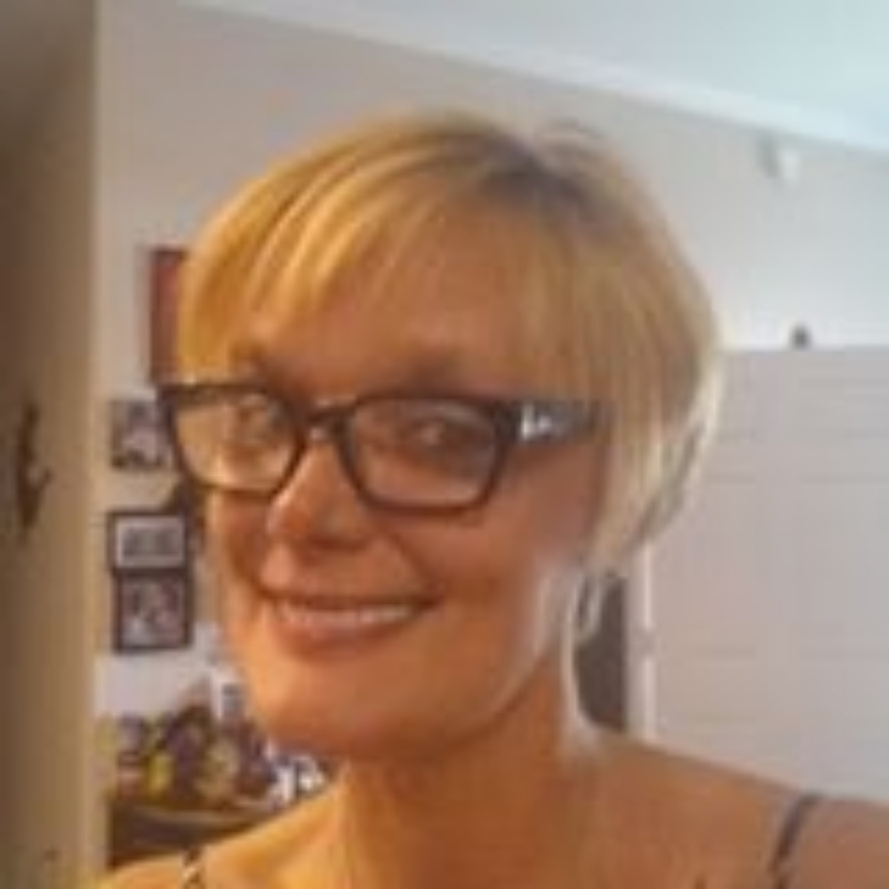 Meet your Posher, Tina